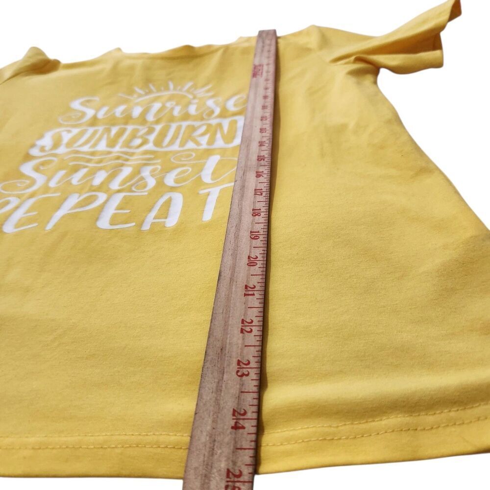 Casual Tshirt Size Large Yellow Color With Logo - Picture 4 of 10